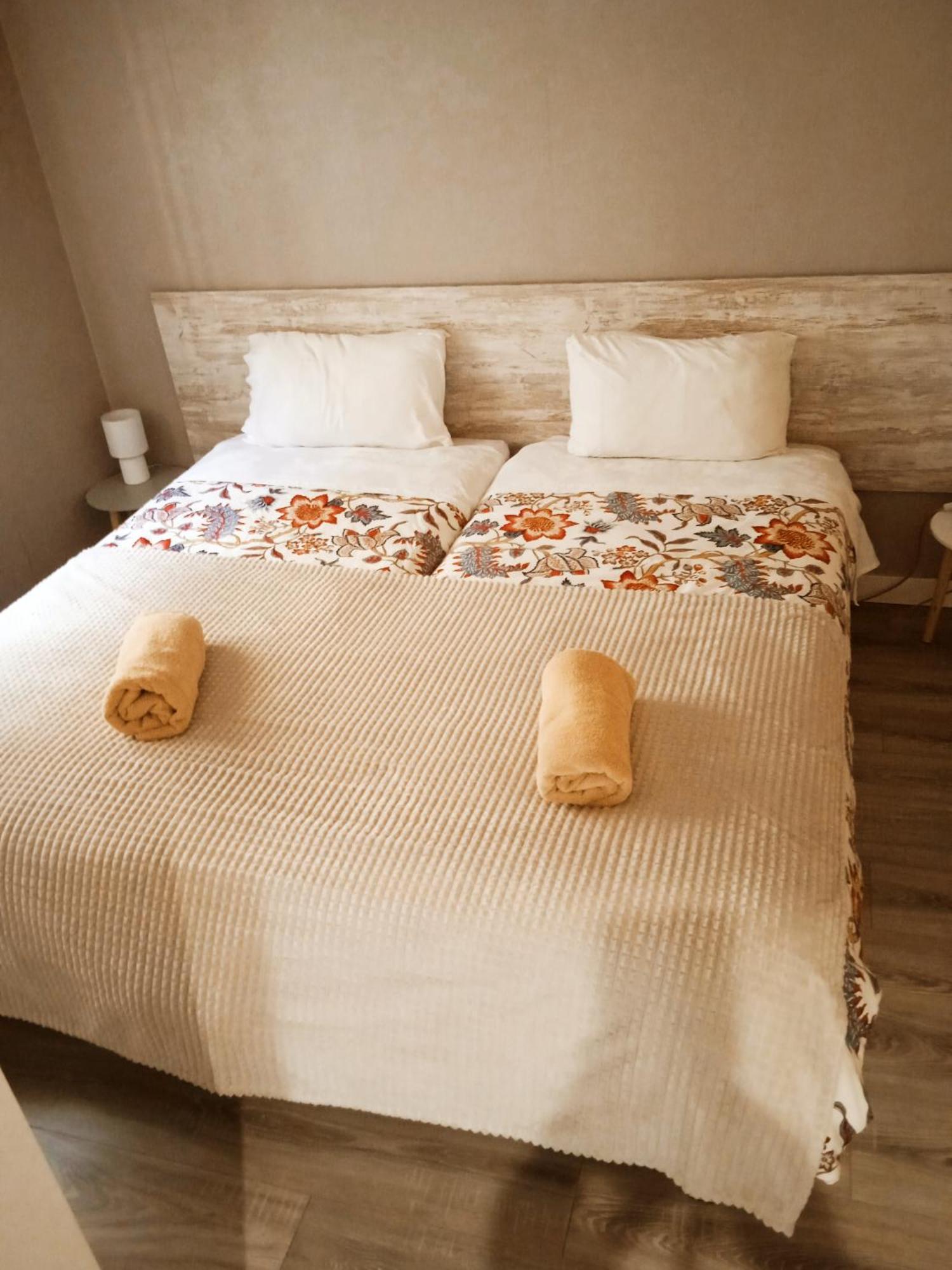 Berceo 21 Apartment Logrono Luaran gambar
